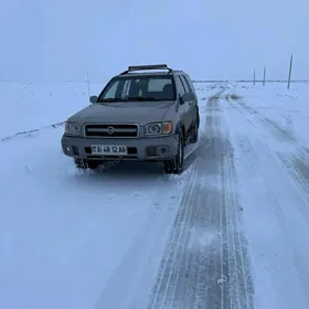 Nissan Pathfinder 1997