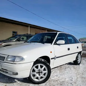 Opel Astra 1996
