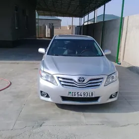 Toyota Camry 2011