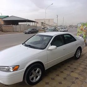 Toyota Camry 1999