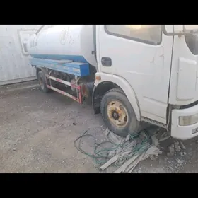 Mitsubishi Canter 2010