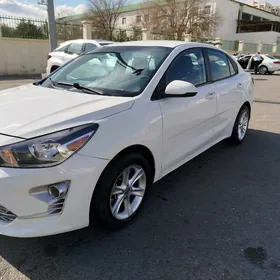 Kia Rio 2021
