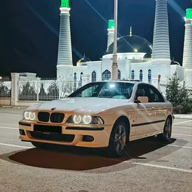 BMW E39 2001