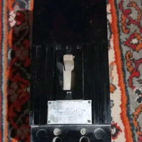 автомат 100 А