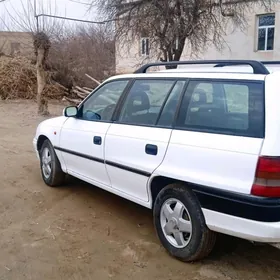 Opel Astra 1996