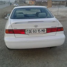 Toyota Camry 1999