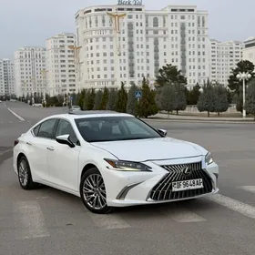 Lexus ES 350 2021