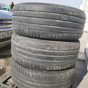 MICHELIN 255 60 18 TEKER