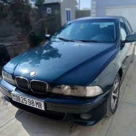 BMW 528 2000