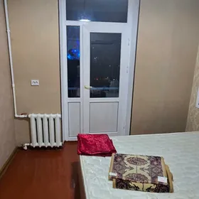 Arenda 30mkr. 3 kom. 2 etaj