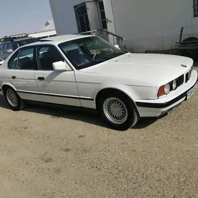 BMW 525 1990
