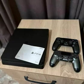 Playstation 4 slim