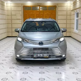 Toyota Sienna 2021