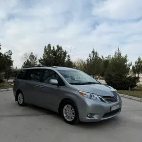 Toyota Sienna 2017
