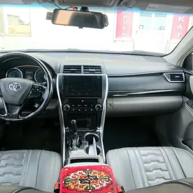 Toyota Camry 2016