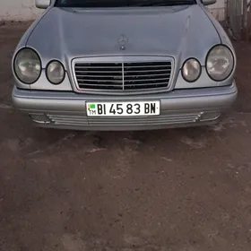 Mercedes-Benz C320 1996