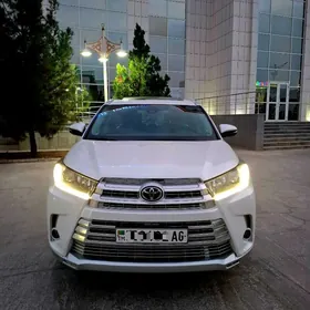 Toyota Highlander 2017