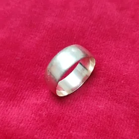 обручальное кольцо