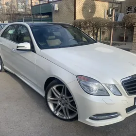 Mercedes-Benz E350 2010