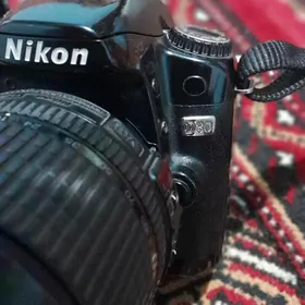 nikon