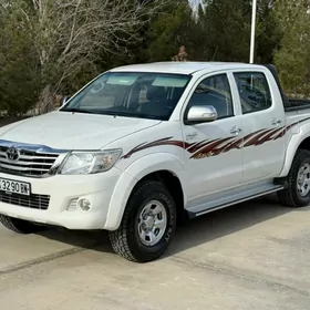 Toyota Hilux 2012