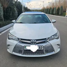 Toyota Camry 2017