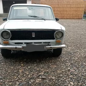 Lada 2104 1980