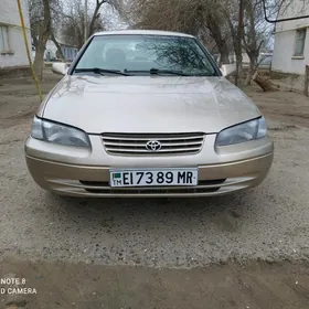 Toyota Camry 1997