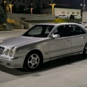 Mercedes-Benz E430 2000