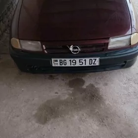 Opel Astra 1992