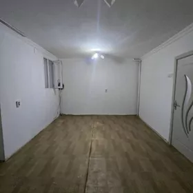 6 MKR 2 ETAZ 3 KOMNAT