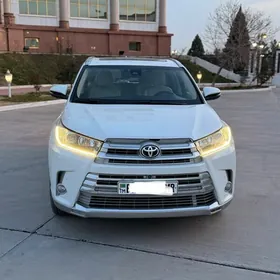 Toyota Highlander 2018