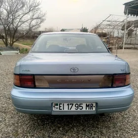 Toyota Camry 1992