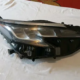 Taýota S LE prastoy fara sag t