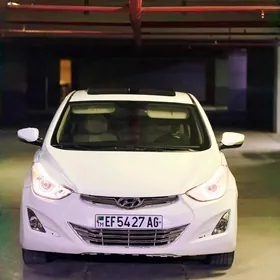 Hyundai Elantra 2013