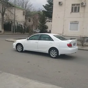 Toyota Camry 2005