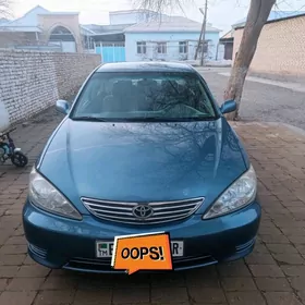 Toyota Camry 2004