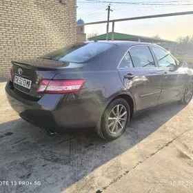 Toyota Camry 2010