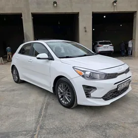 Kia Rio 2021