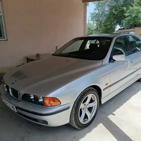 BMW E39 1999