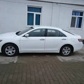 Toyota Camry 2010