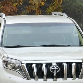 Toyota Land Cruiser Prado 2014