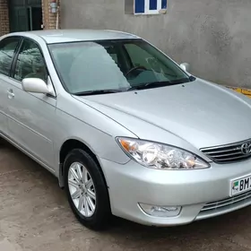 Toyota Camry 2004