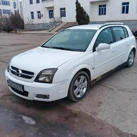 Opel Signum 2003