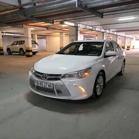 Toyota Camry 2017
