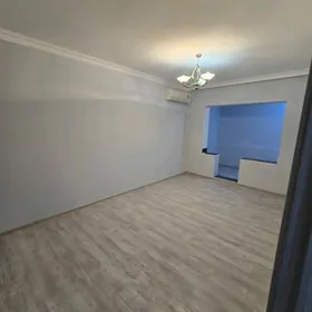 Ким район 4эт 2ком 64м2 Сроч