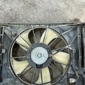 corolla 2010 wentilyator