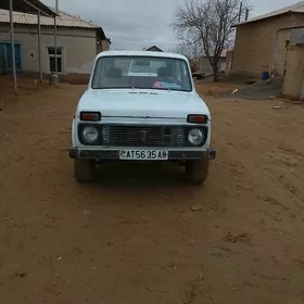 Lada Niva 1986