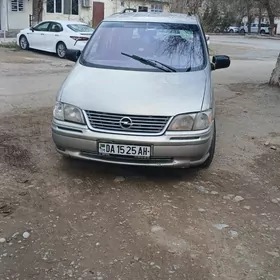 Opel Sintra 1999