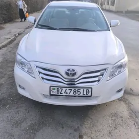 Toyota Camry 2010